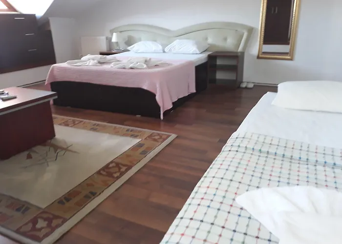 Jasmin Apartahotel 3*