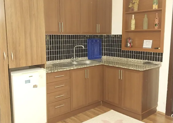 アパートホテル Jasmin 4*