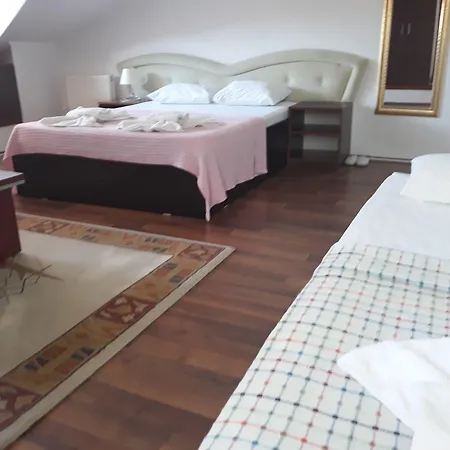 Jasmin Aparthotel 3*