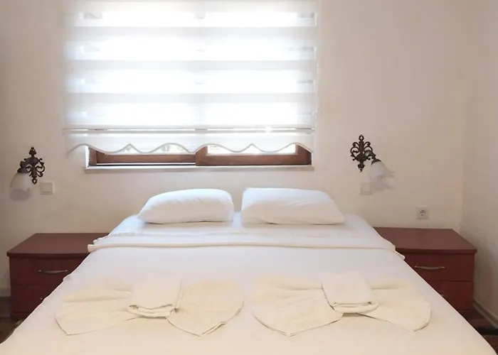 Jasmin Aparthotel 3*