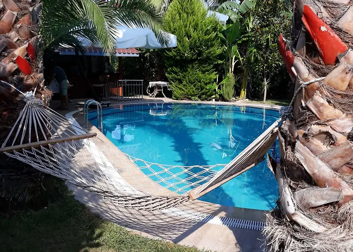 Jasmin Aparthotel 3*